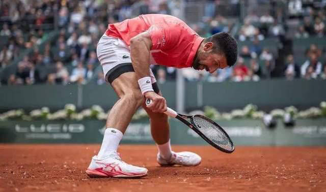 德约科维奇重要时刻出色发挥,公牛带队取胜!的简单介绍 德约科维奇重要时刻出色发挥,公牛带队取胜!的简单介绍