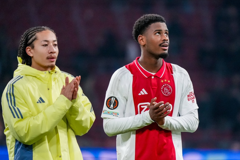 阿贾克斯发布备战花絮,赛前伤情更新,荷甲任务艰巨,资深球员宣示担当的简单介绍 阿贾克斯发布备战花絮,赛前伤情更新,荷甲任务艰巨,资深球员宣示担当的简单介绍