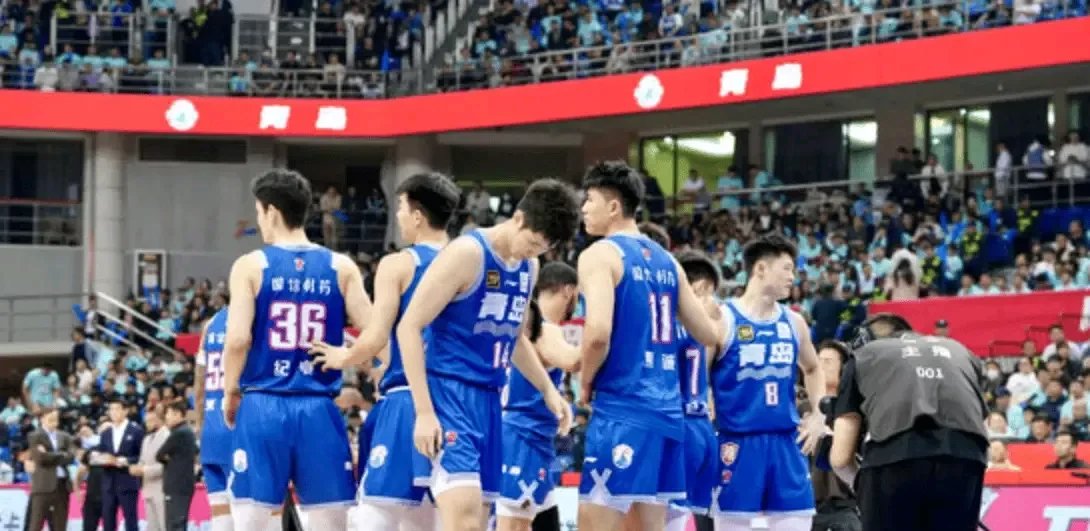 赛后广东宏远备战CBA季后赛，外线爆发细节曝光，引发热议，心理建设被强调的简单介绍
